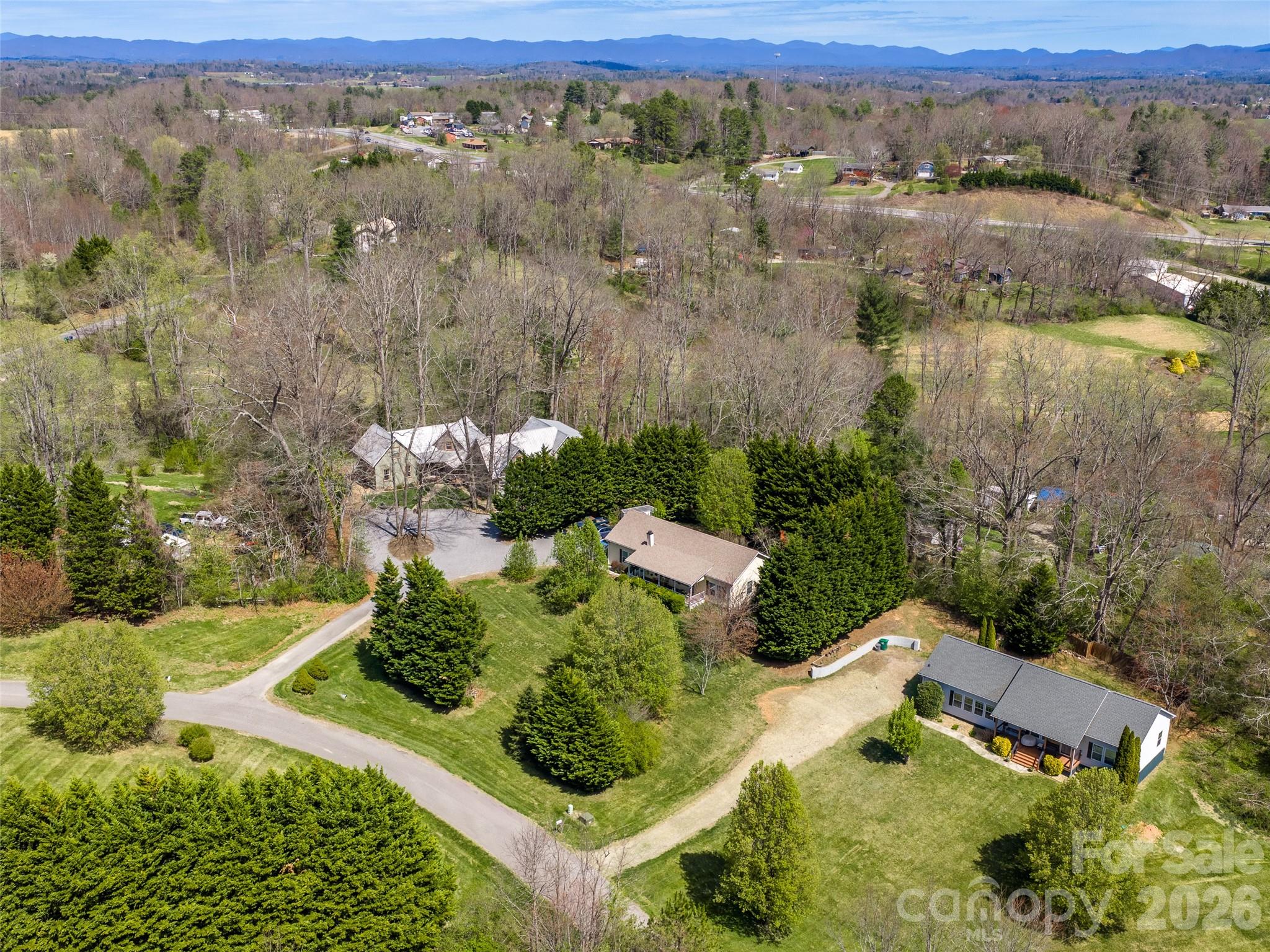 8 Jackson Cove Road Leicester NC 28748