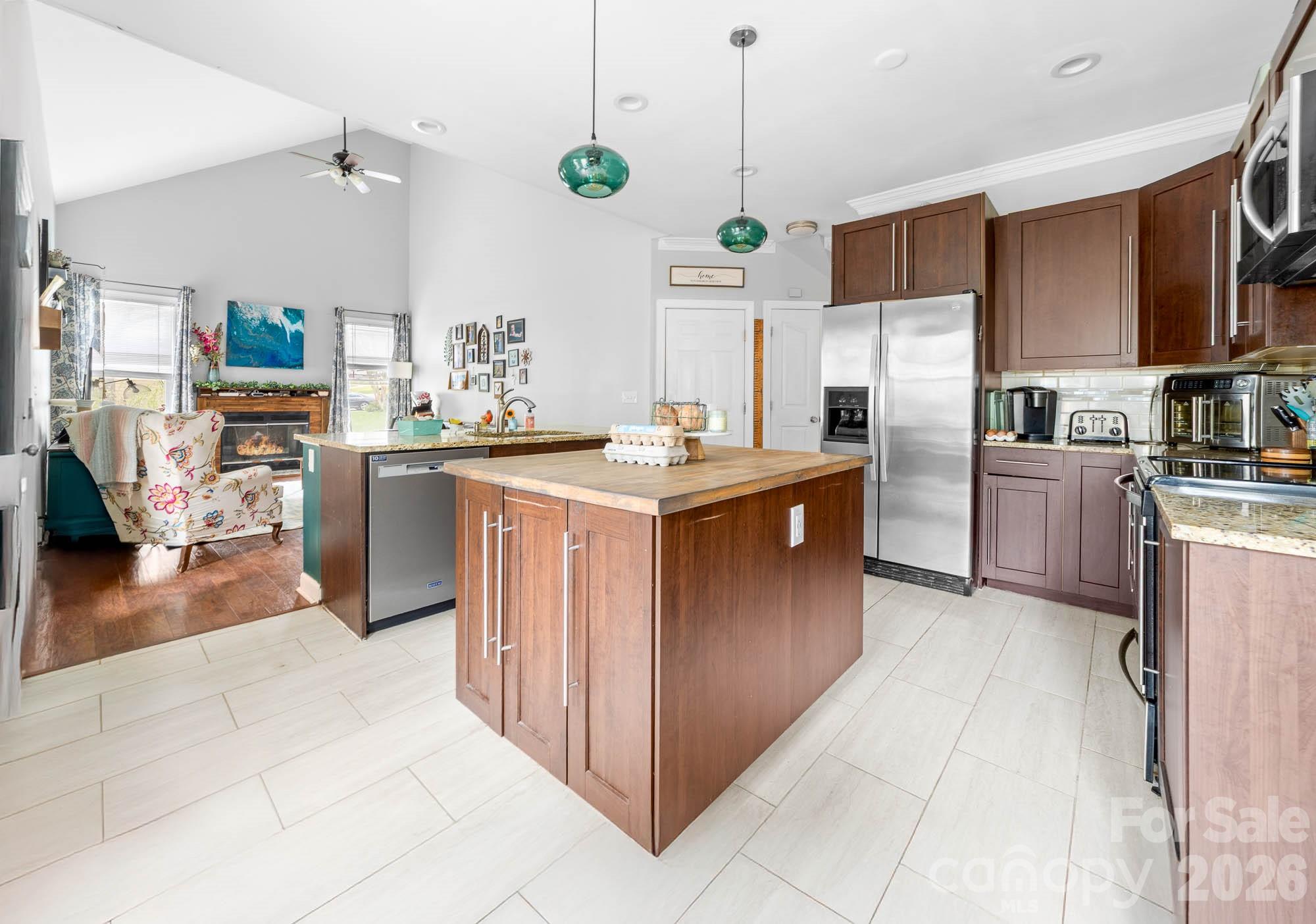 9907 Davis Lake Parkway Charlotte NC 28269