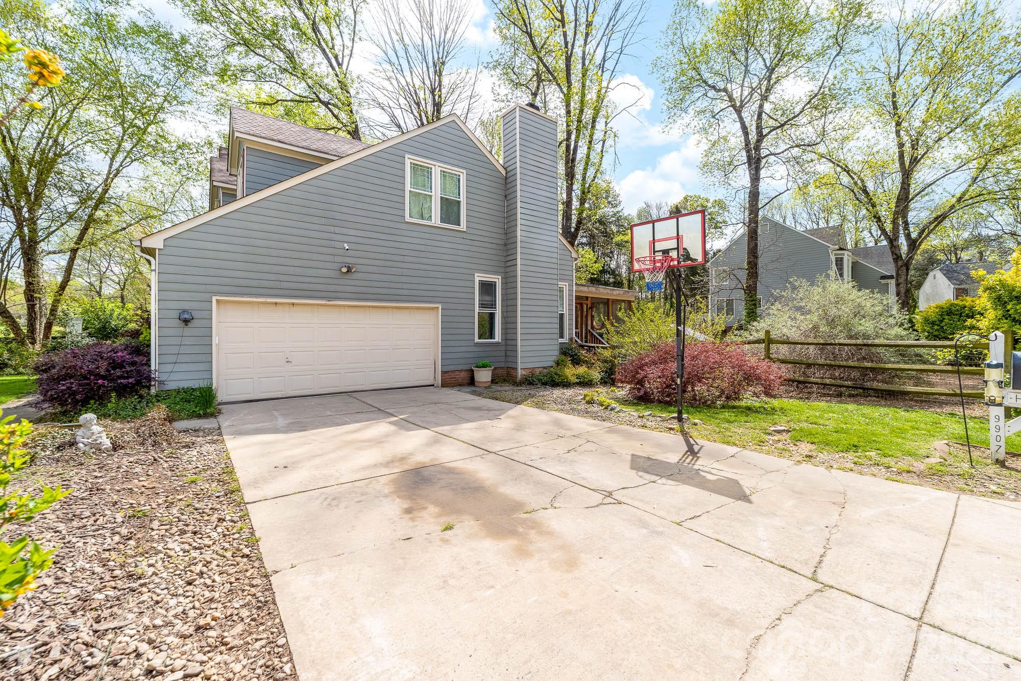 9907 Davis Lake Parkway Charlotte NC 28269