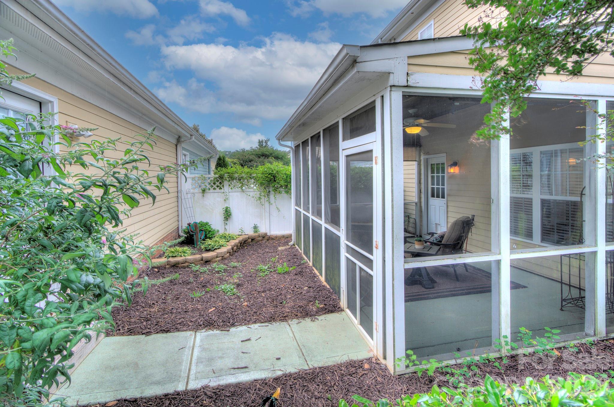 903 White Point Drive Huntersville NC 28078