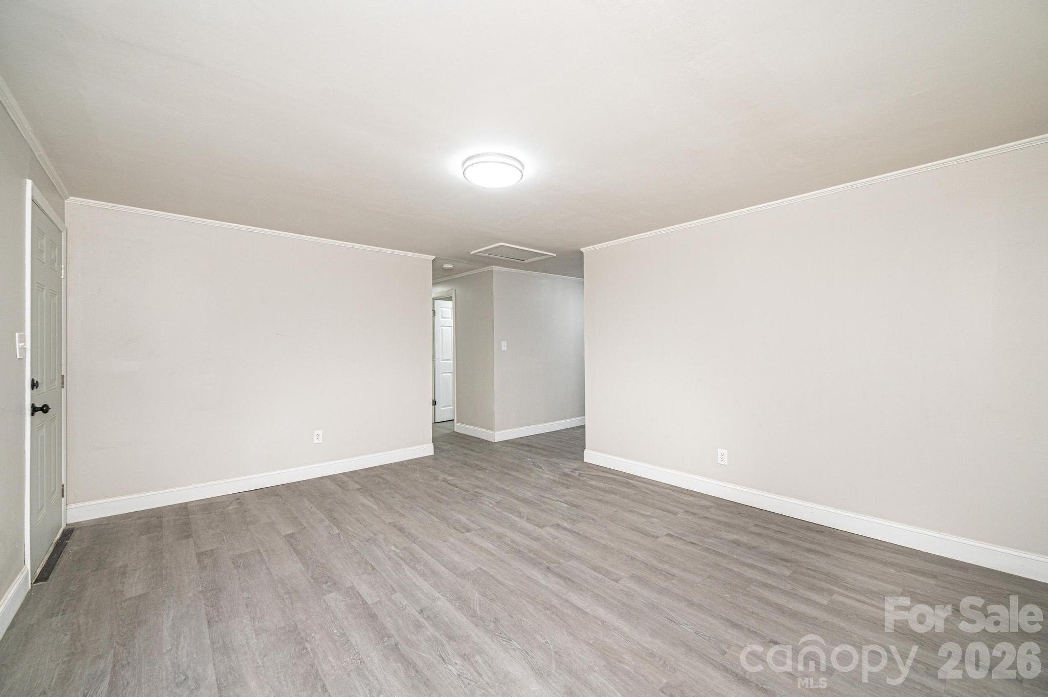 25 N Davis Avenue Newton NC 28658