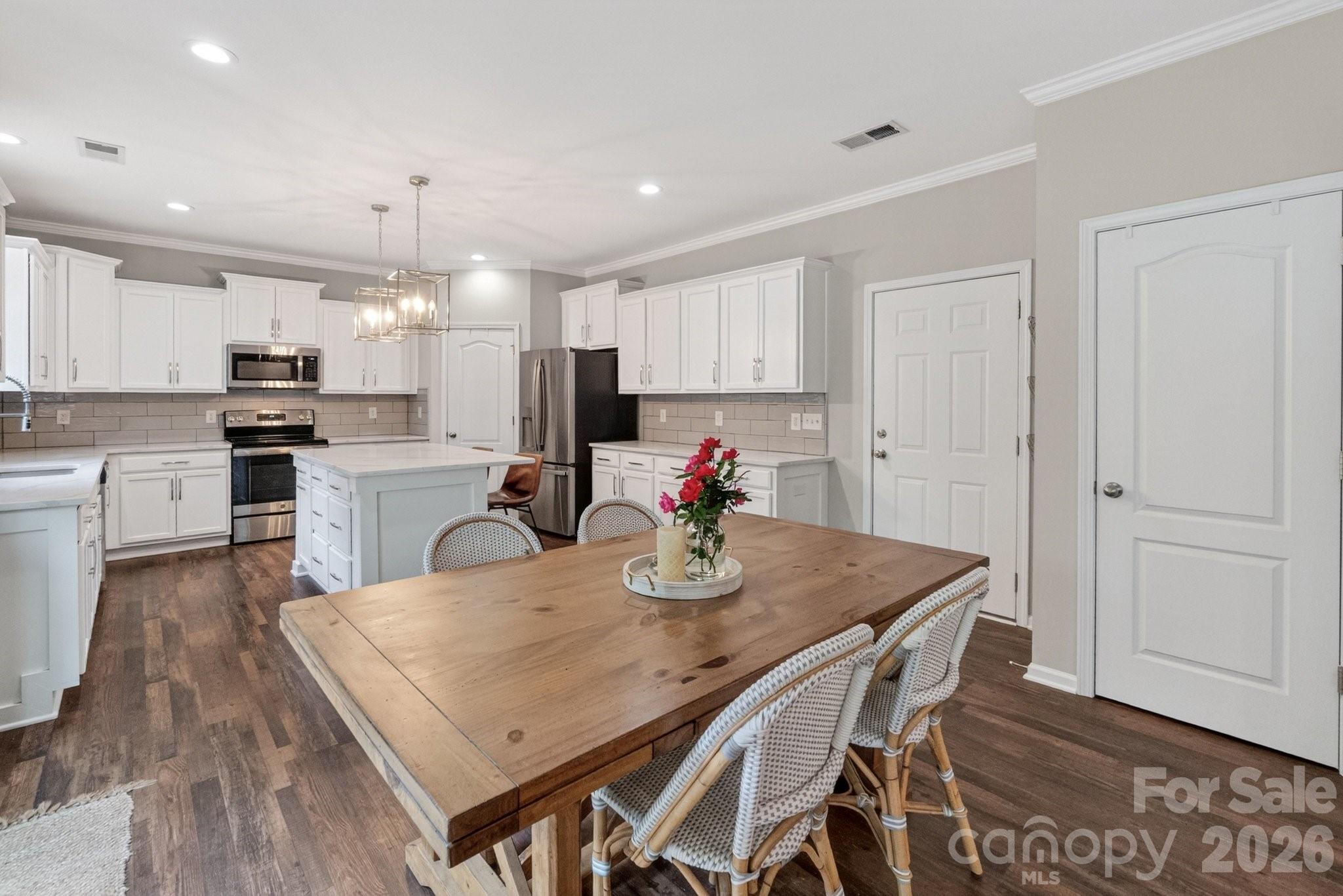1066 Mclaren Drive Belmont NC 28012
