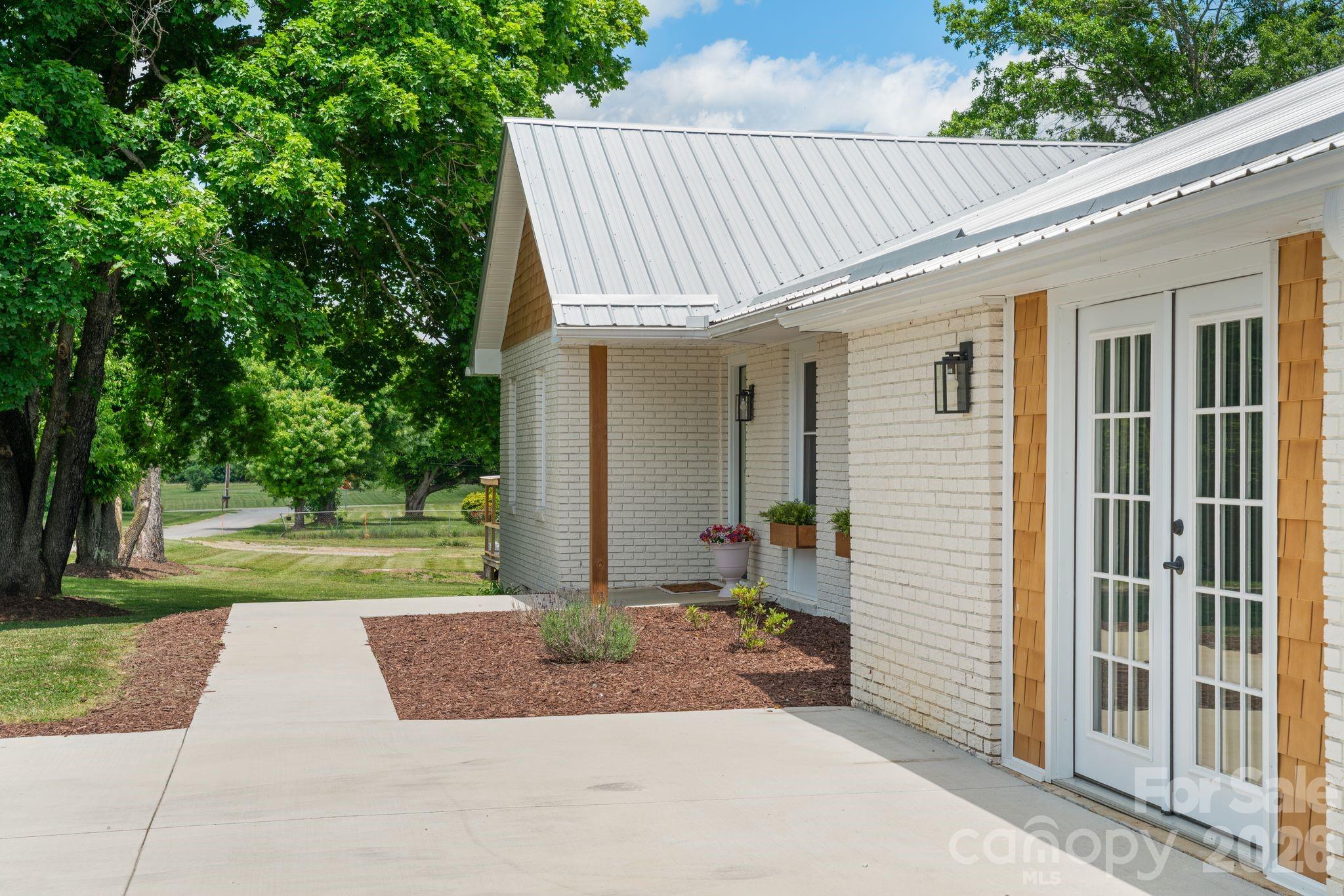 97 Paul Holland Road Canton NC 28716