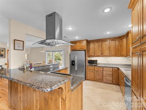 67 Ossarooga Court Brevard NC 28712