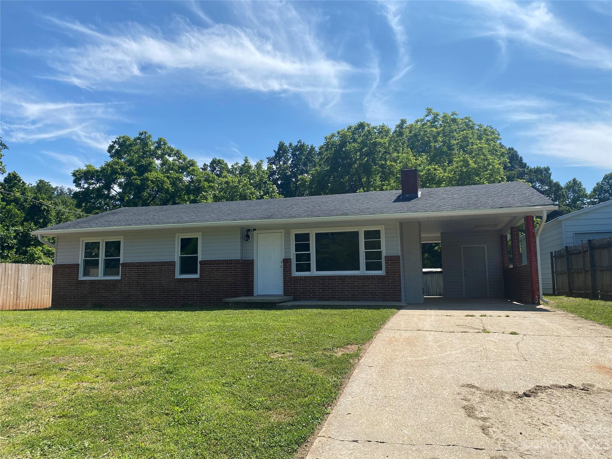 32 Walnut Street Marion NC 28752