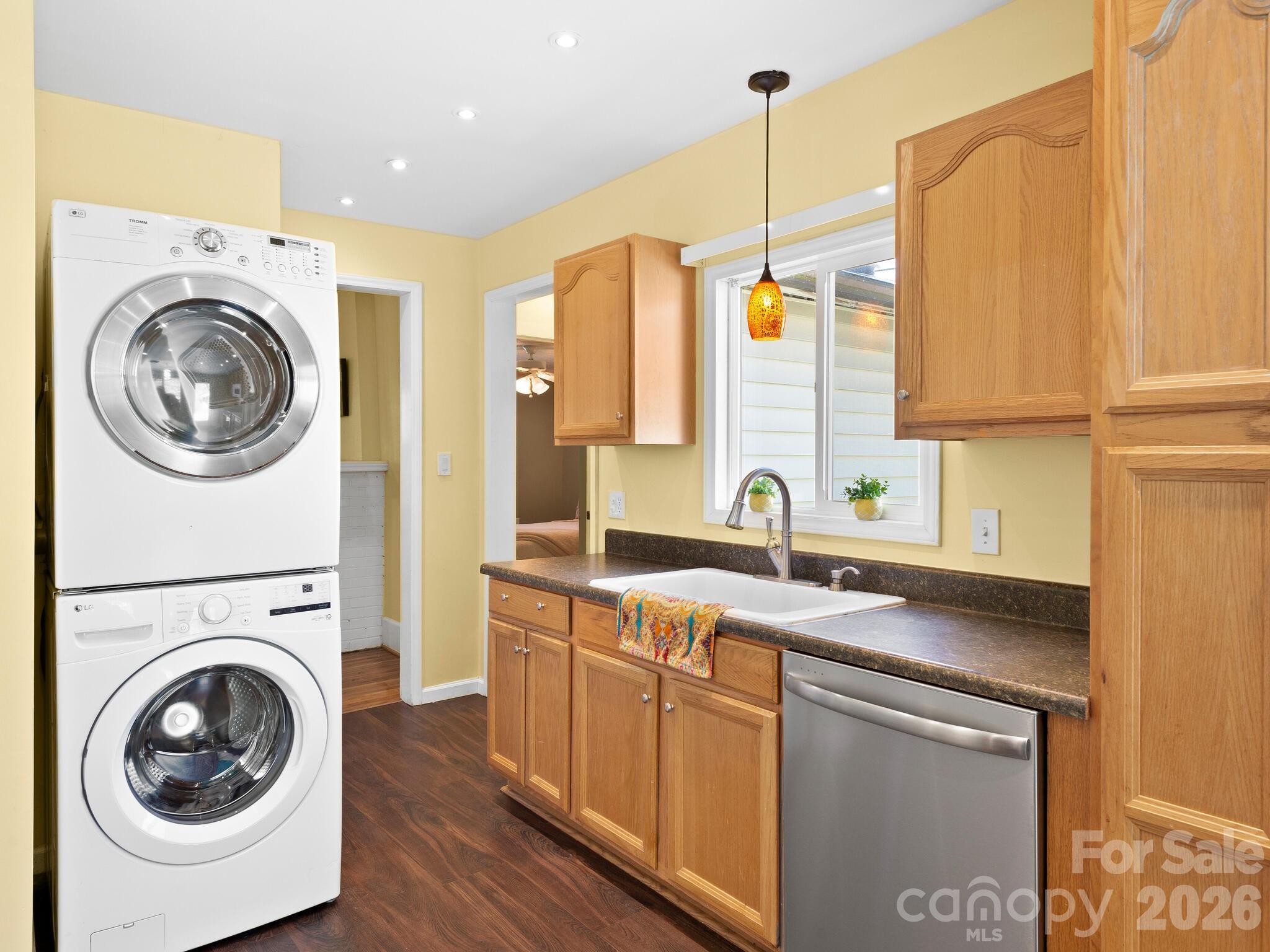 1614 Ridgewood Boulevard Hendersonville NC 28791