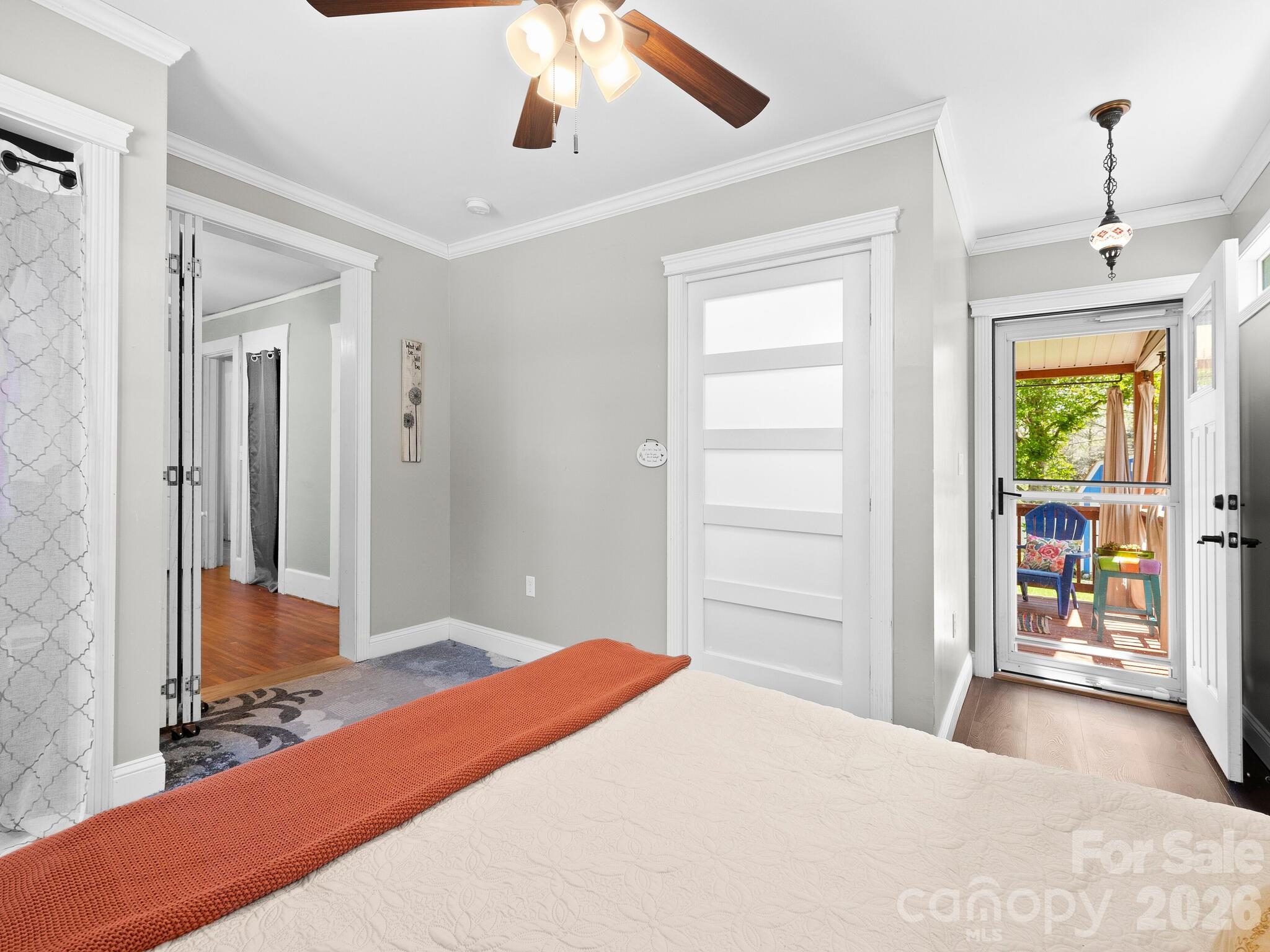 1614 Ridgewood Boulevard Hendersonville NC 28791