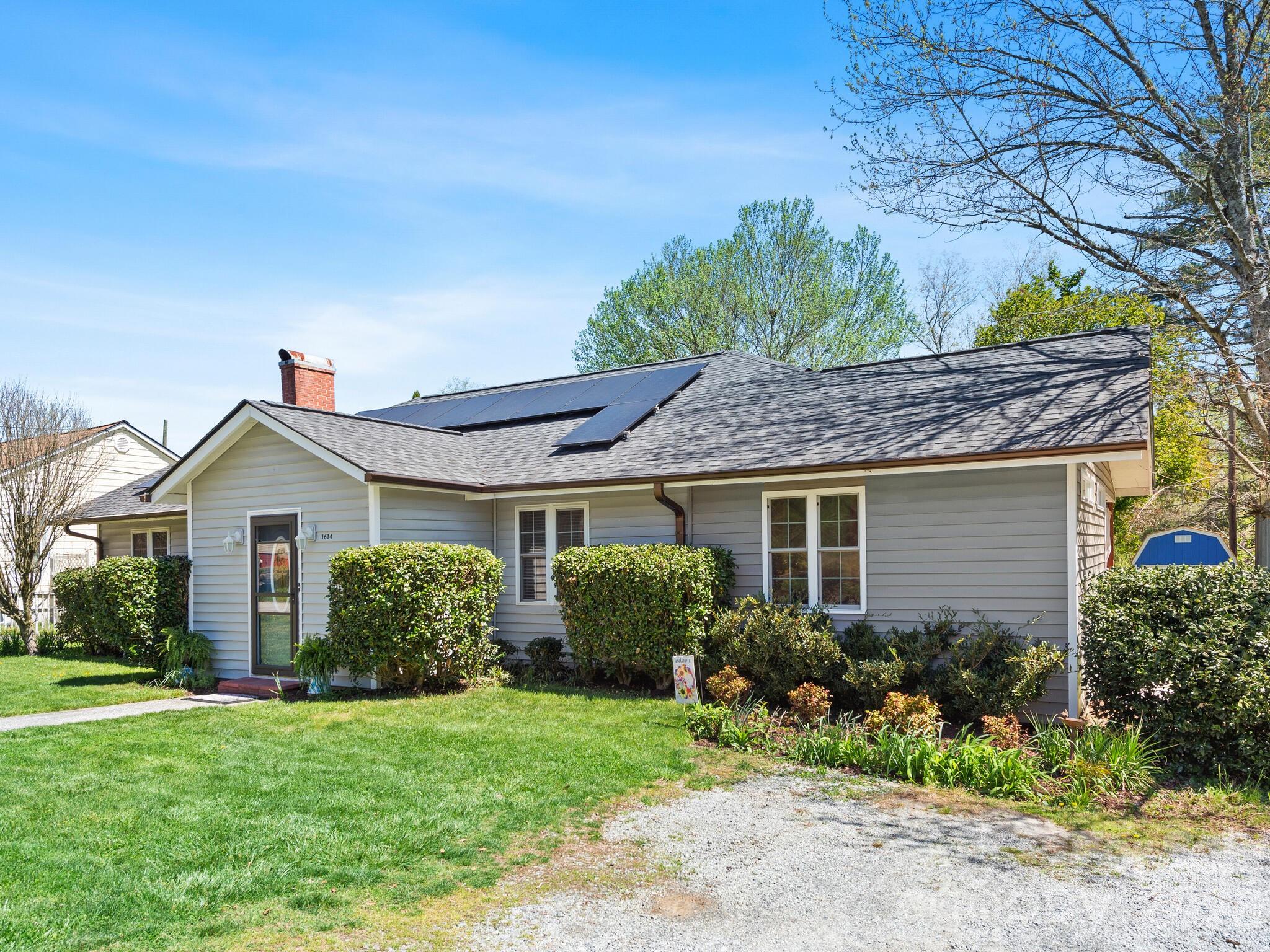 1614 Ridgewood Boulevard Hendersonville NC 28791