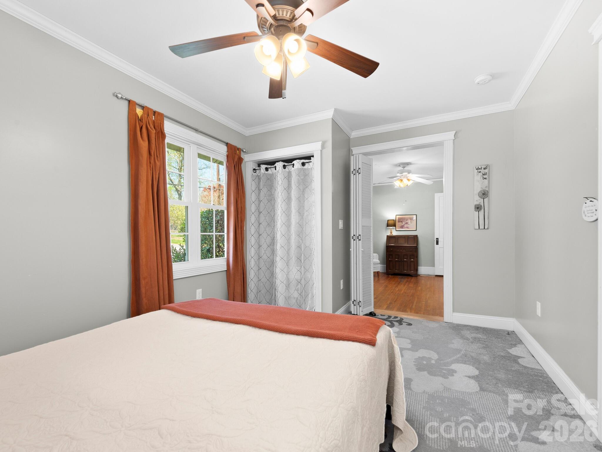 1614 Ridgewood Boulevard Hendersonville NC 28791