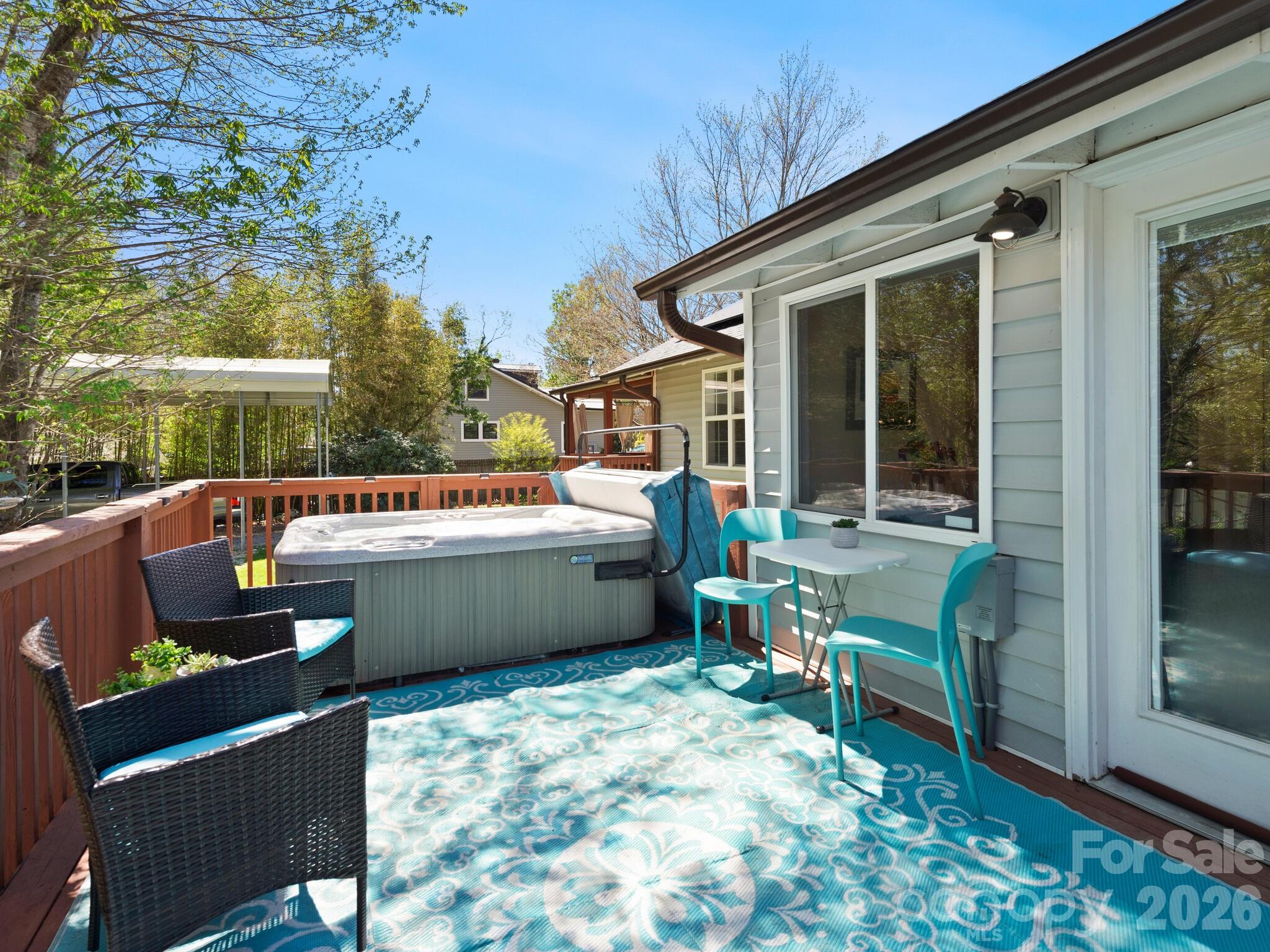 1614 Ridgewood Boulevard Hendersonville NC 28791