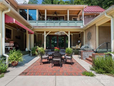 9 West Street Extension Asheville NC 28801