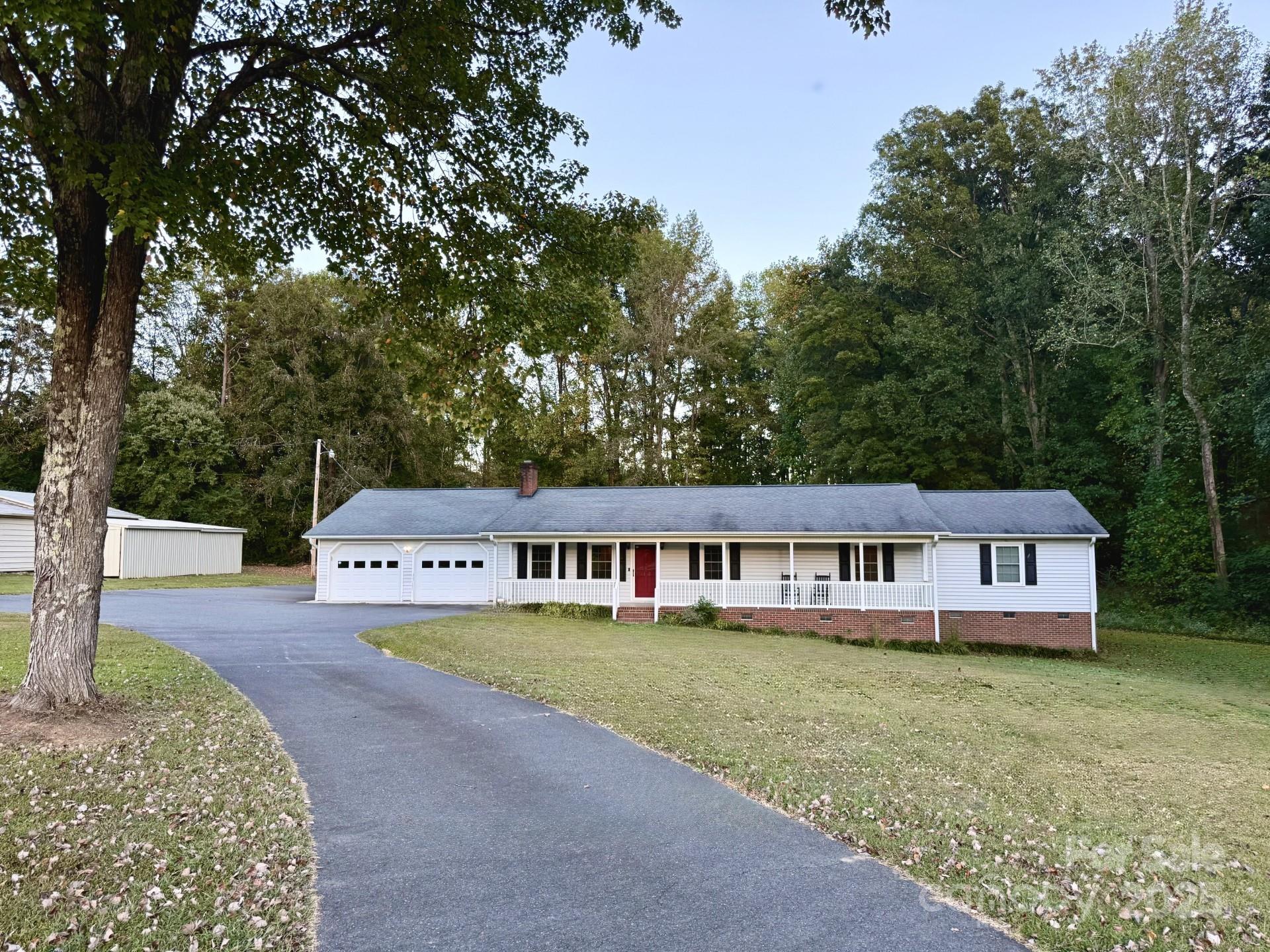 2810 Greenwood Park Circle Albemarle NC 28001