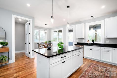 69 Vandalia Avenue Asheville NC 28806