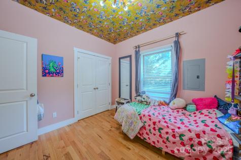 136 Old County Home Road Asheville NC 28806