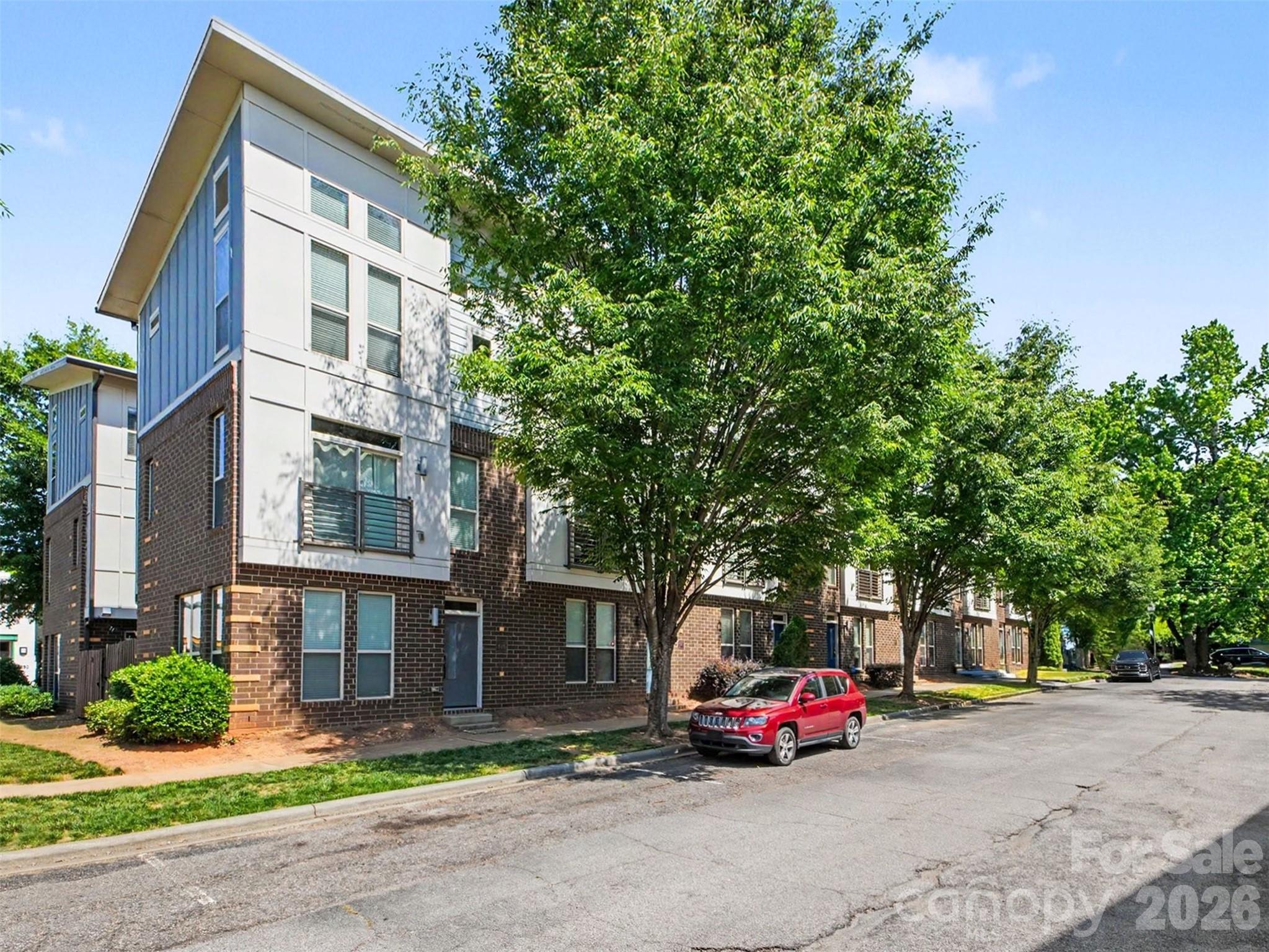 951 Warren Burgess Lane Charlotte NC 28205