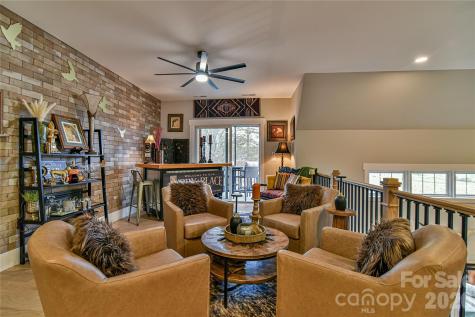 138 Mavrick Drive Mills River NC 28759