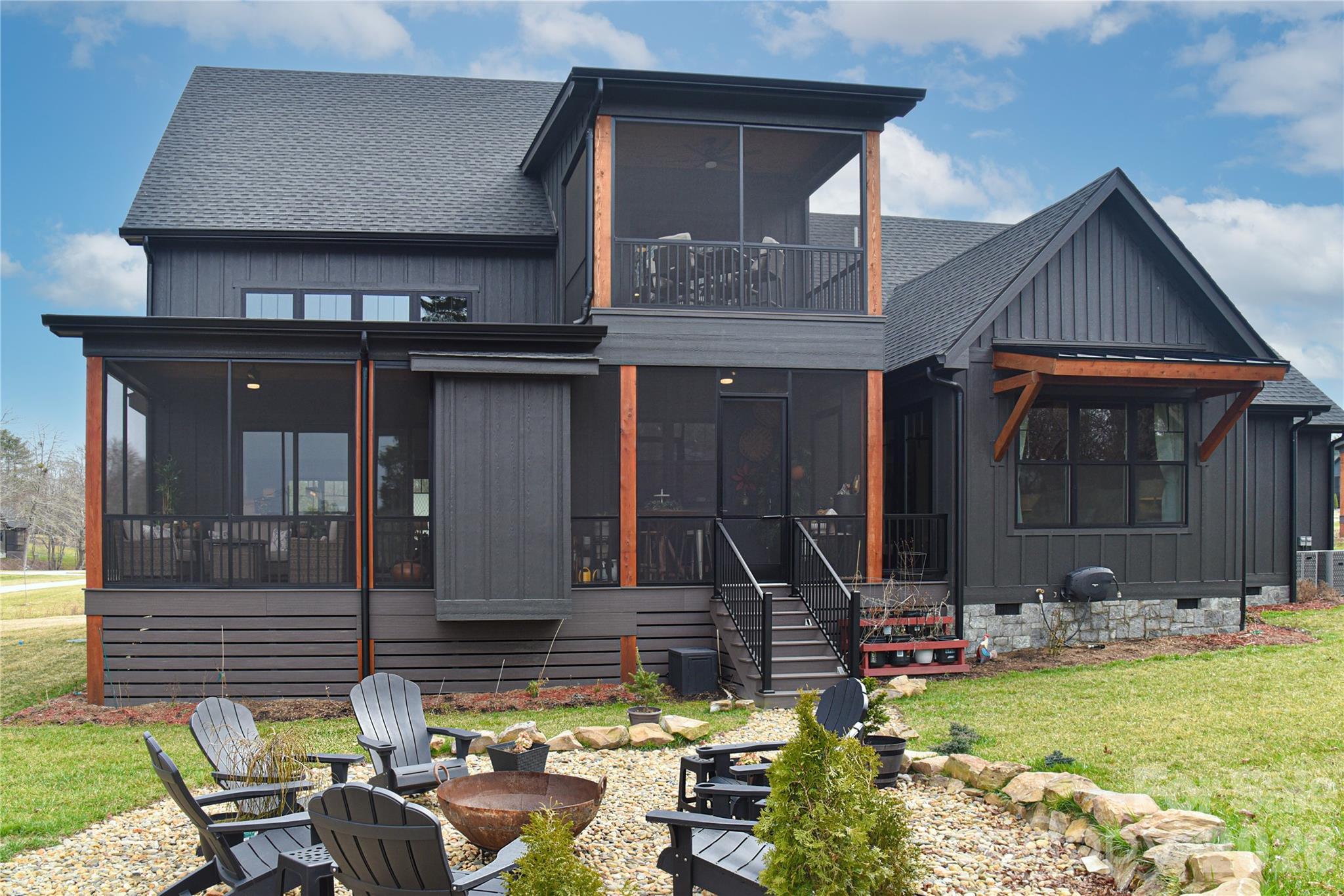 138 Mavrick Drive Mills River NC 28759