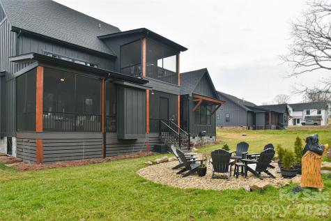 138 Mavrick Drive Mills River NC 28759