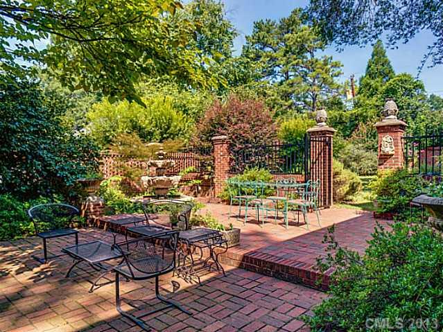 2320 Croydon Road Charlotte NC 28207