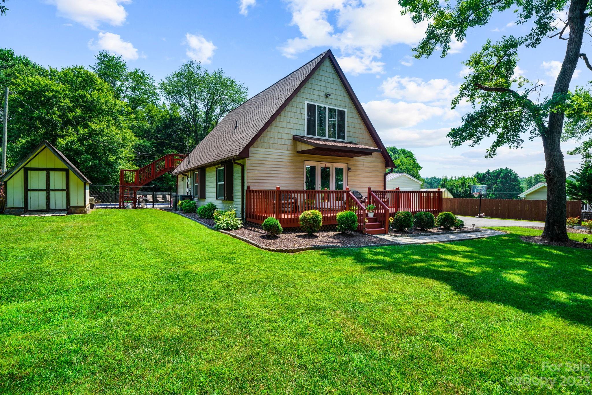 30 Clark Lane Taylorsville NC 28681