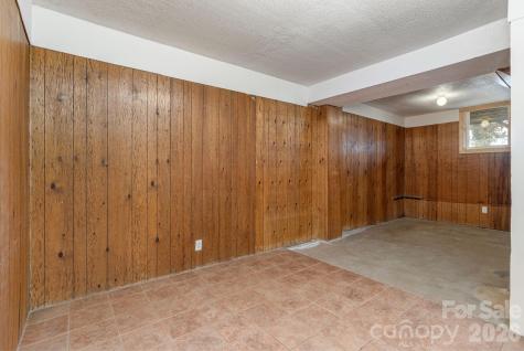 89 Stradley Mountain Road Asheville NC 28806