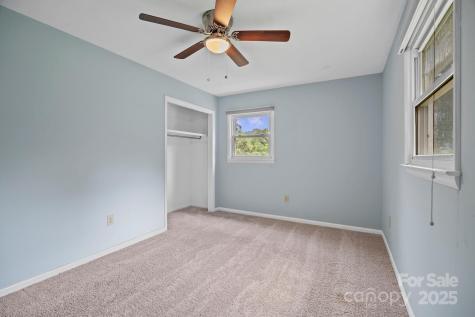 19 Fairhaven Court Asheville NC 28803