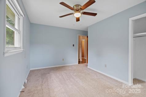 19 Fairhaven Court Asheville NC 28803