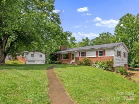 19 Fairhaven Court Asheville NC 28803