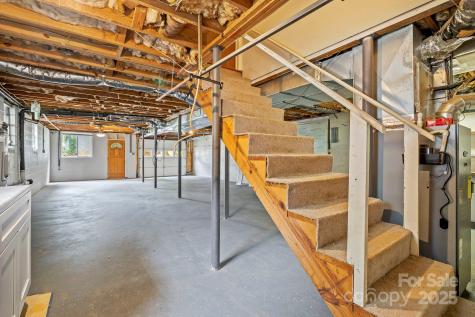 19 Fairhaven Court Asheville NC 28803