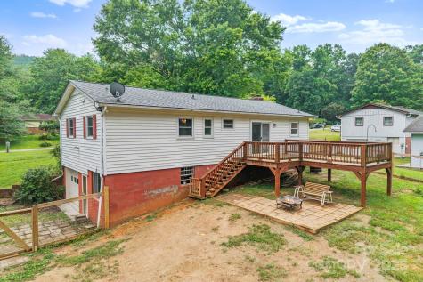 19 Fairhaven Court Asheville NC 28803
