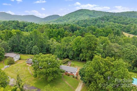 19 Fairhaven Court Asheville NC 28803