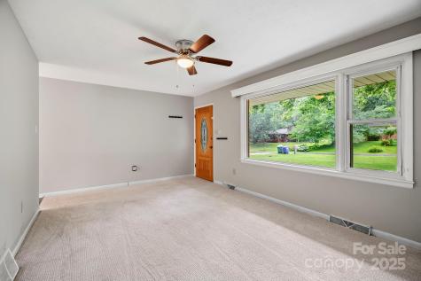 19 Fairhaven Court Asheville NC 28803