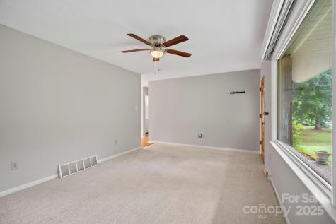 19 Fairhaven Court Asheville NC 28803