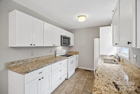 19 Fairhaven Court Asheville NC 28803