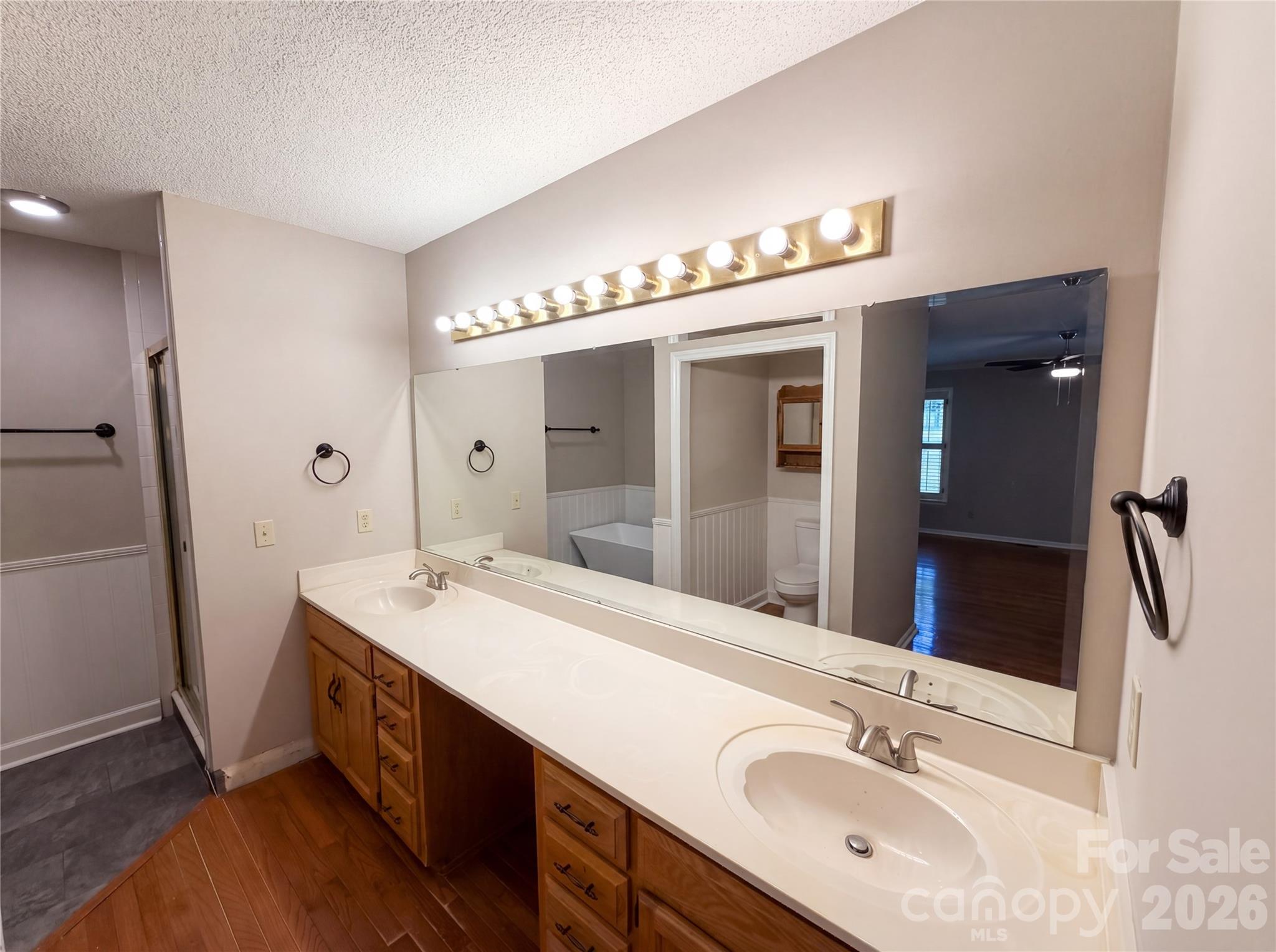 8400 Chestnut Oak Court Harrisburg NC 28075