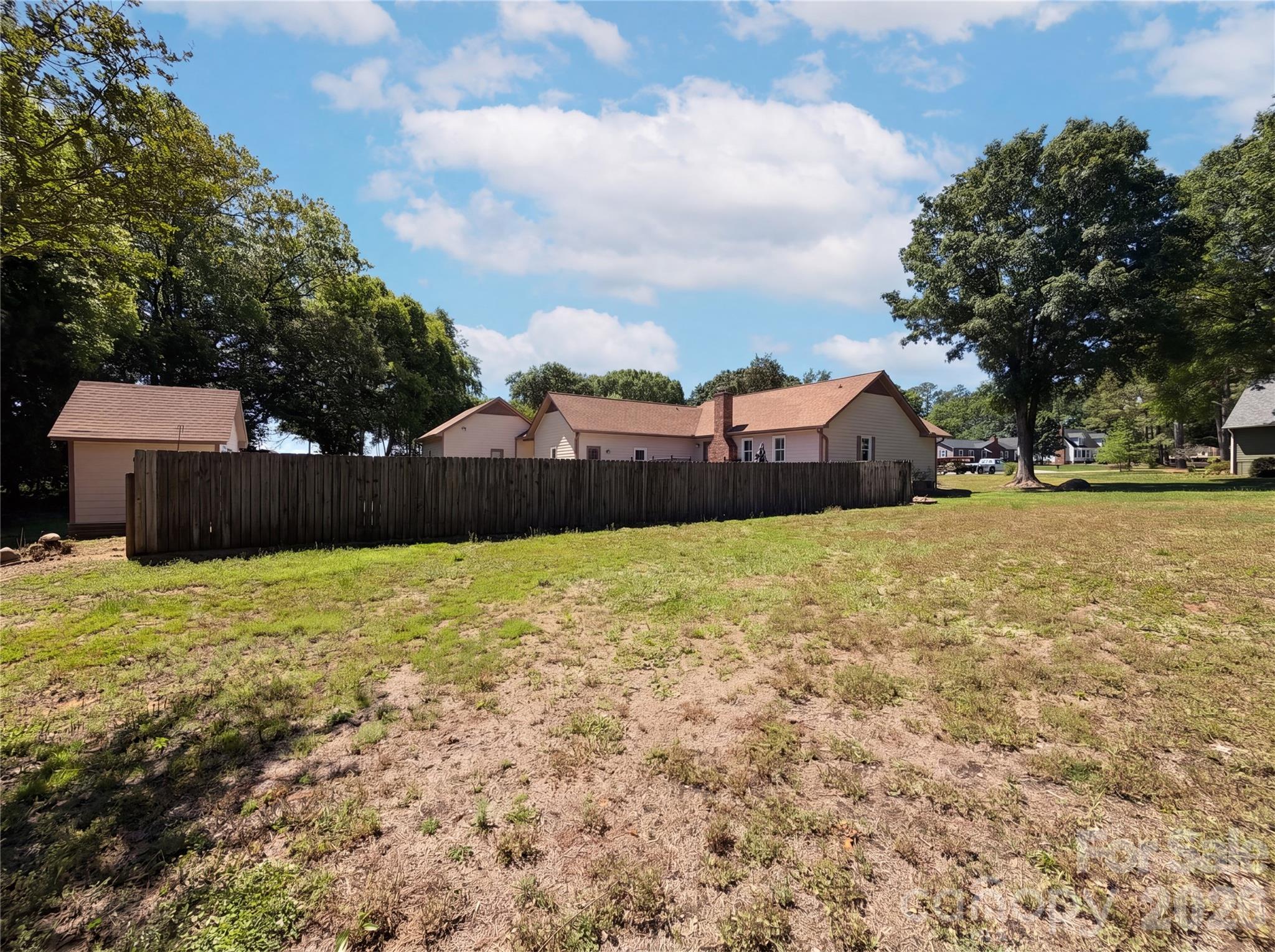 8400 Chestnut Oak Court Harrisburg NC 28075