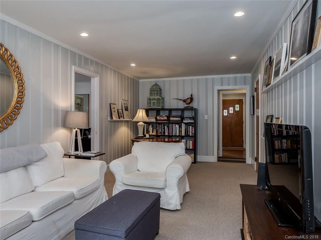 2908 Enfield Road Charlotte NC 28205
