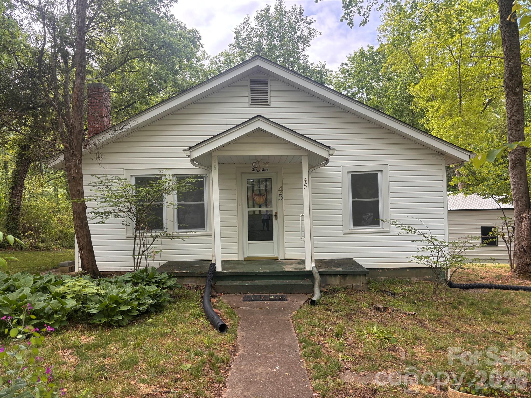 45 Briggs Road Asheville NC 28805