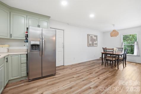 5060 Suwarrow Circle Tega Cay SC 29708