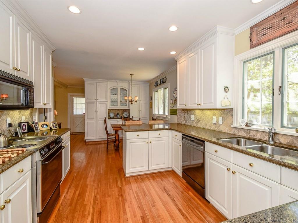 2241 Sanford Lane Charlotte NC 28211