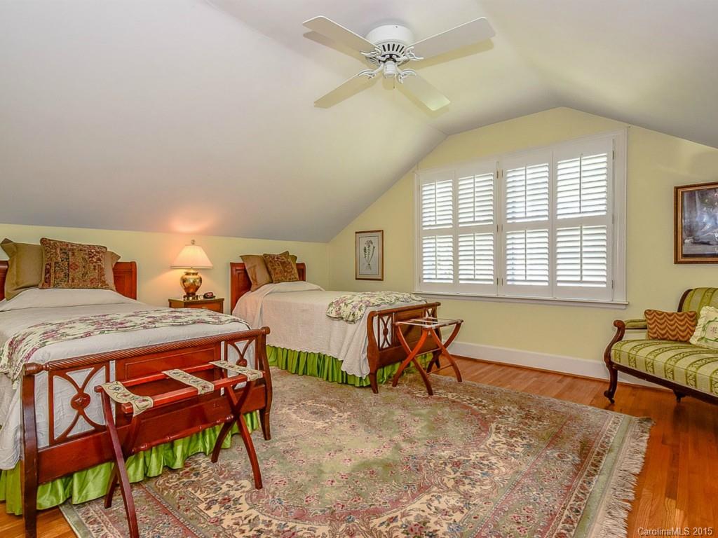 2241 Sanford Lane Charlotte NC 28211