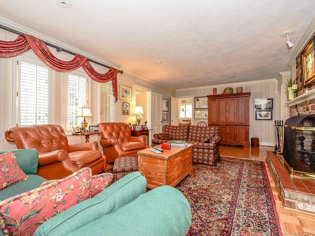 2241 Sanford Lane Charlotte NC 28211