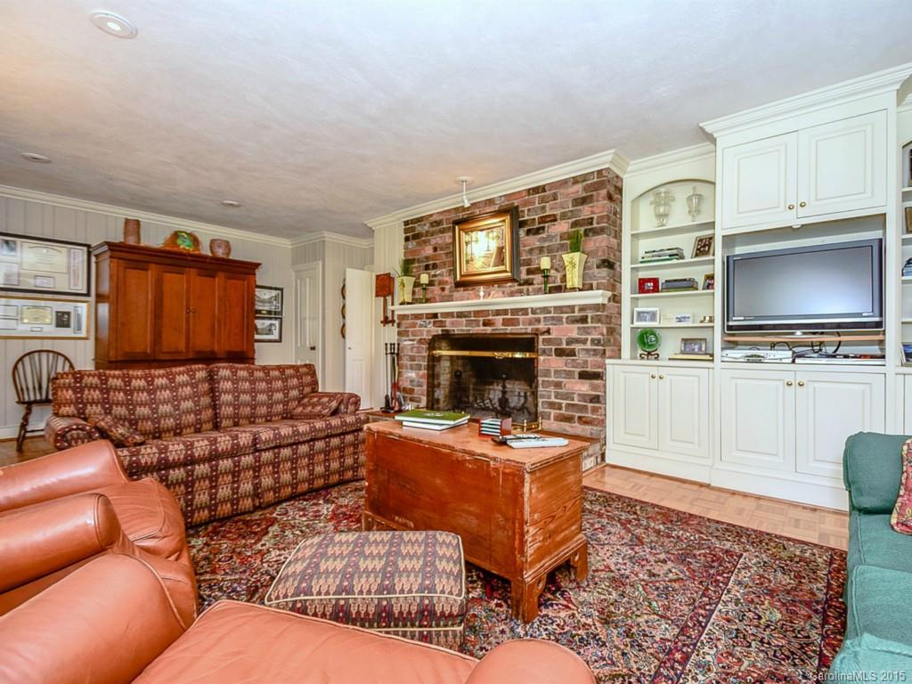 2241 Sanford Lane Charlotte NC 28211