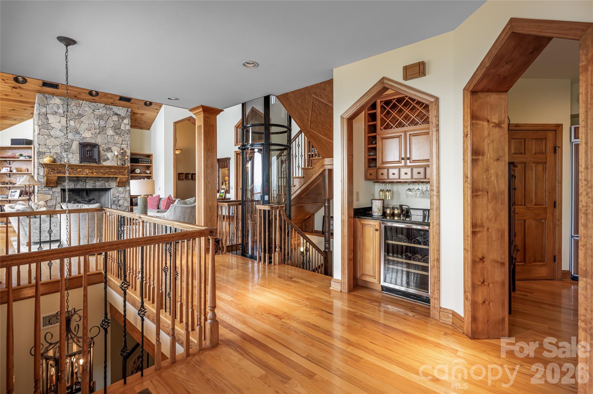 2280 Mountain Air Drive Burnsville NC 28714