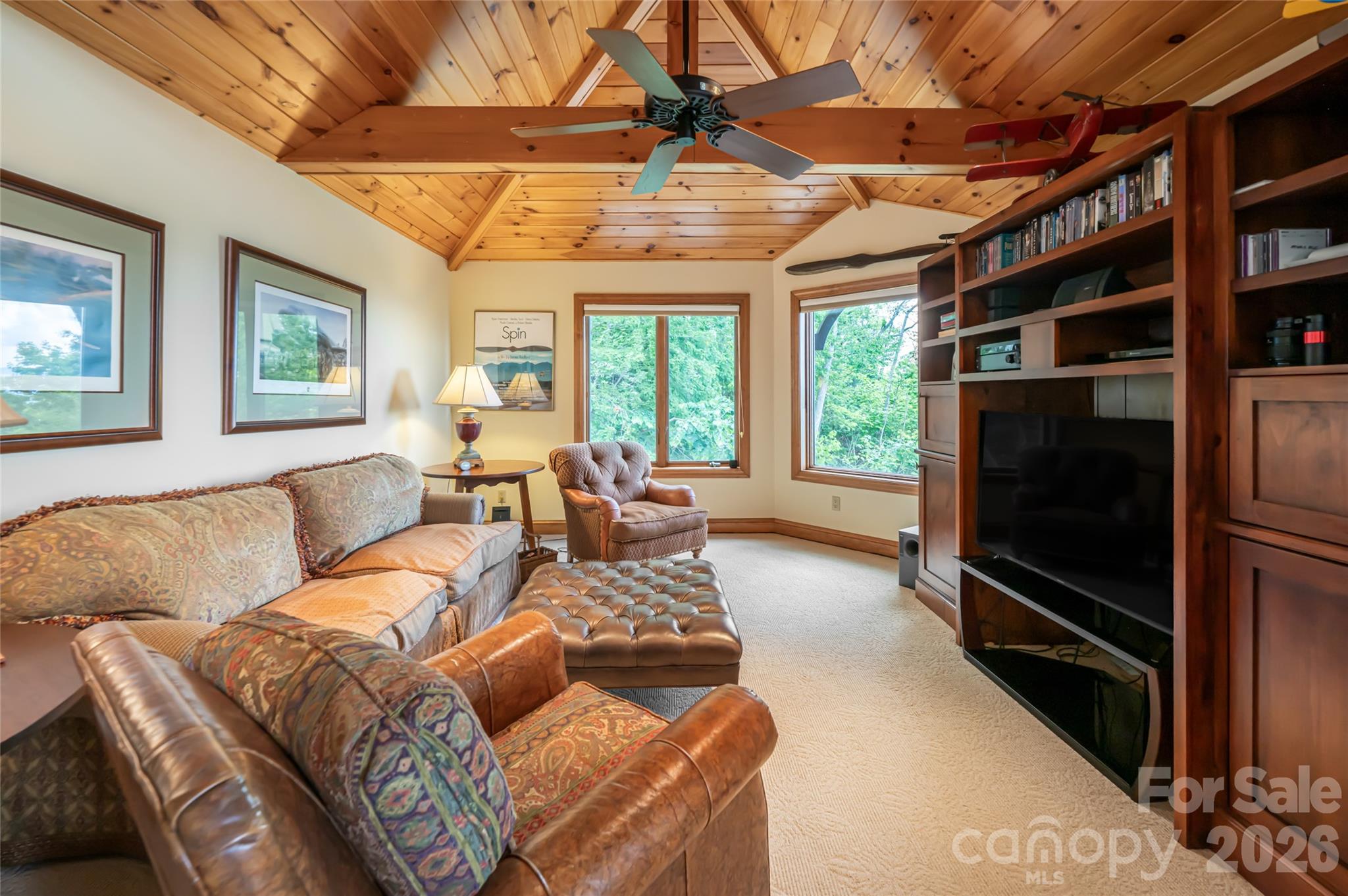 2280 Mountain Air Drive Burnsville NC 28714