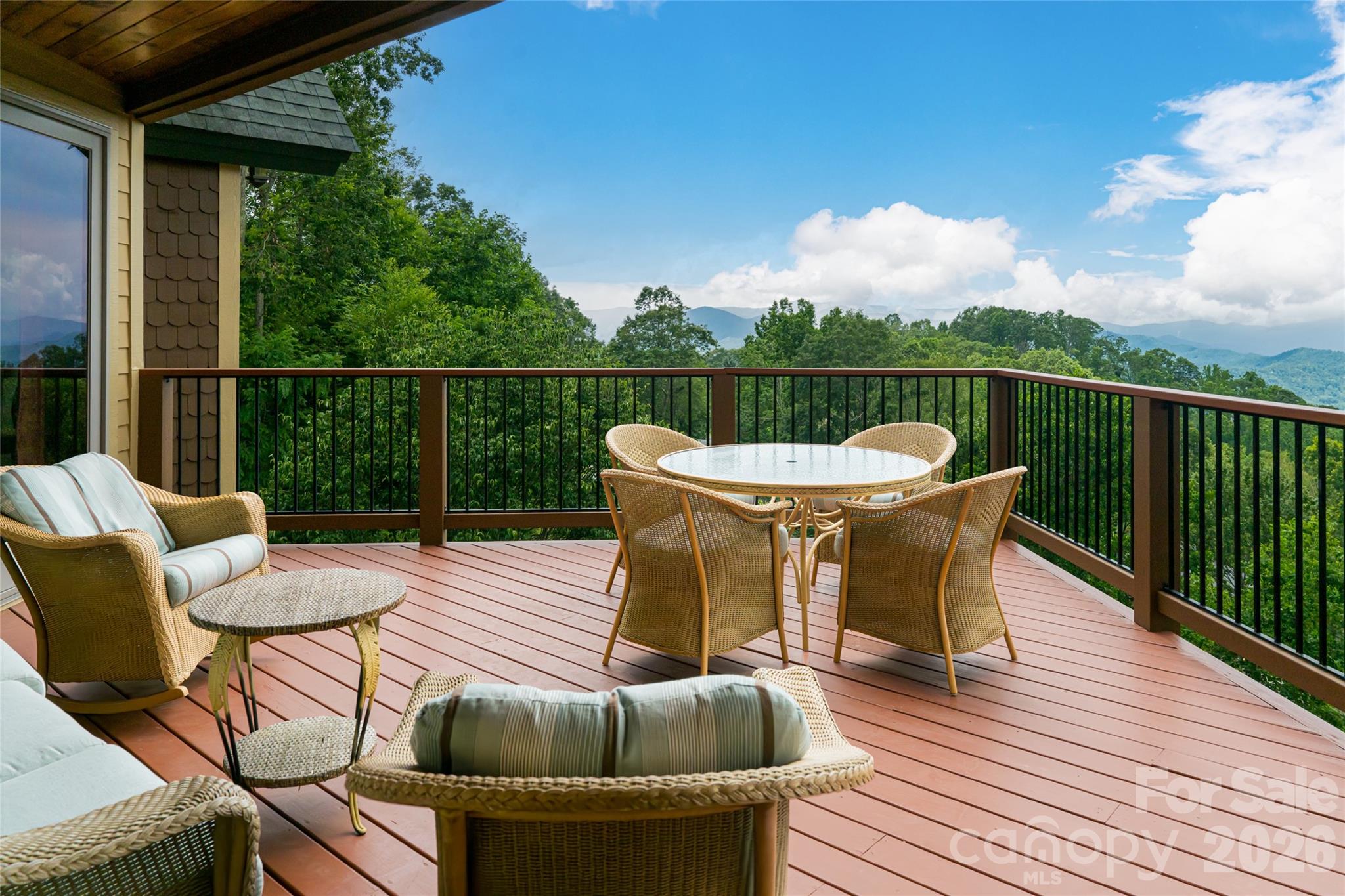 2280 Mountain Air Drive Burnsville NC 28714