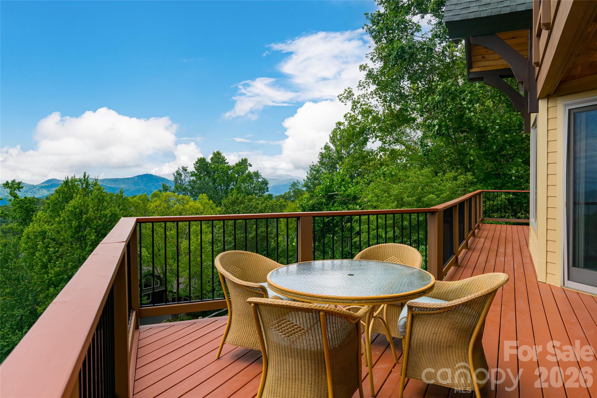 2280 Mountain Air Drive Burnsville NC 28714