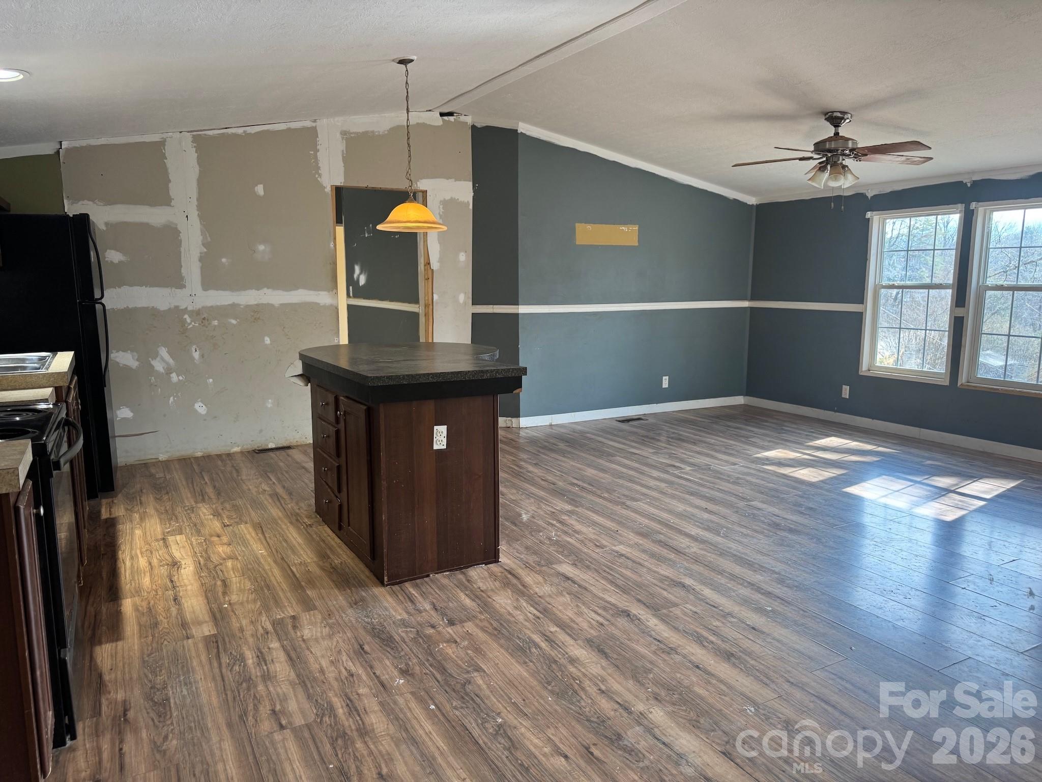 31 Parker Drive Candler NC 28715