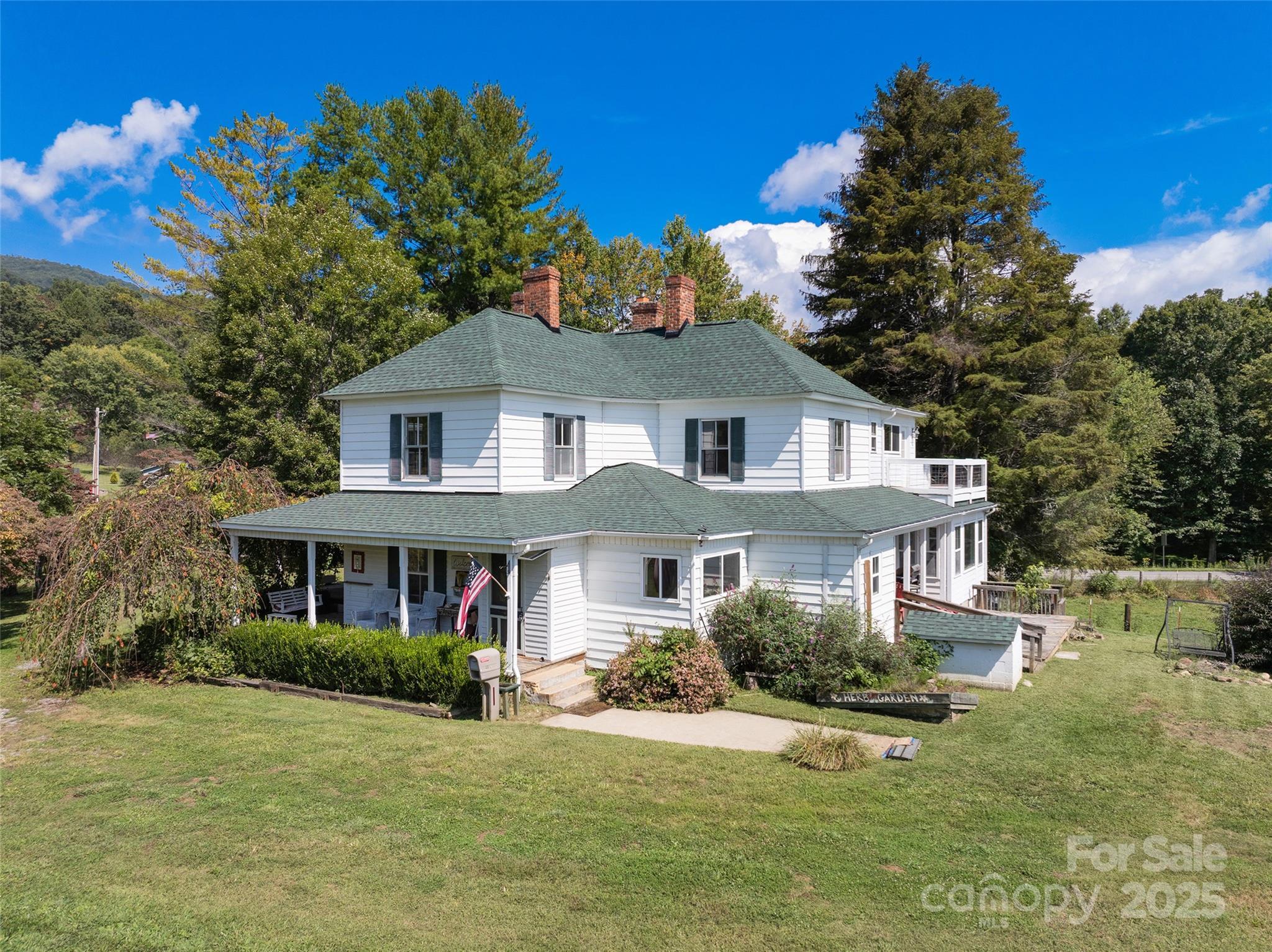 4912 Pigeon Road Waynesville NC 28786
