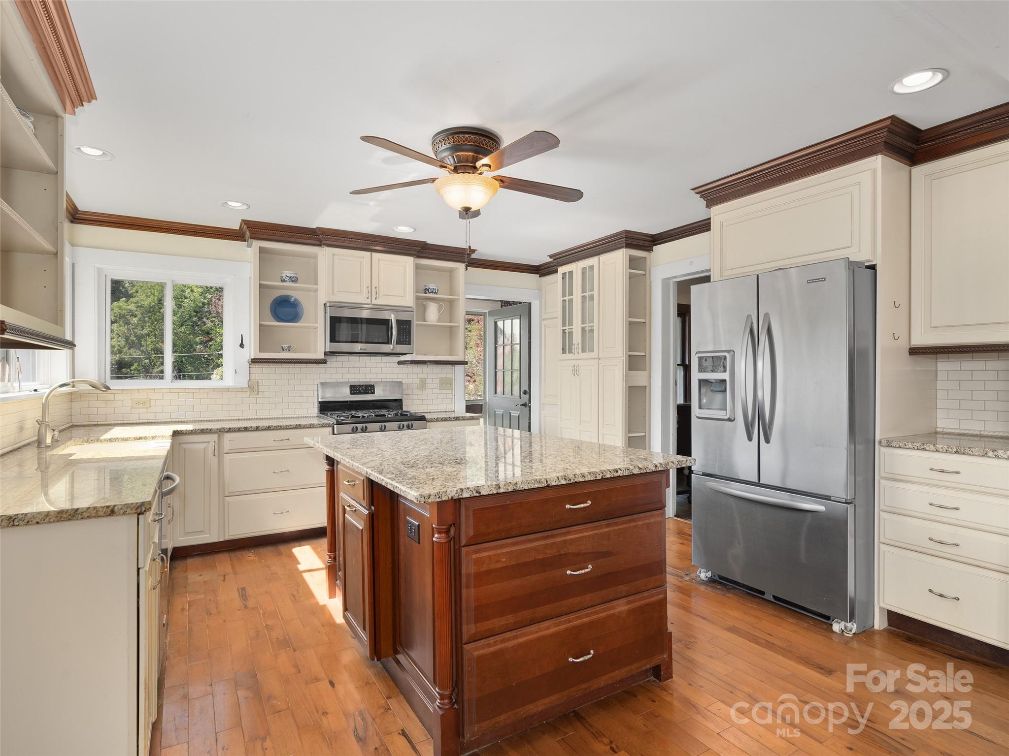 4912 Pigeon Road Waynesville NC 28786